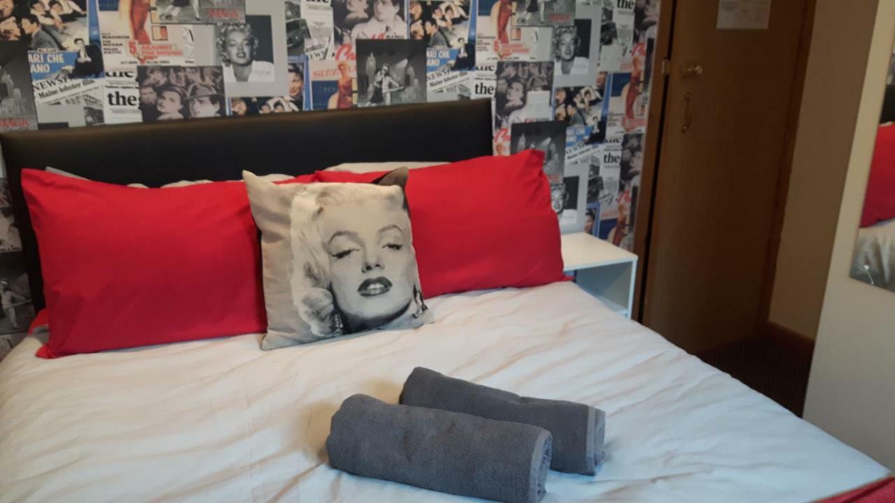 Couette-café The Fame
