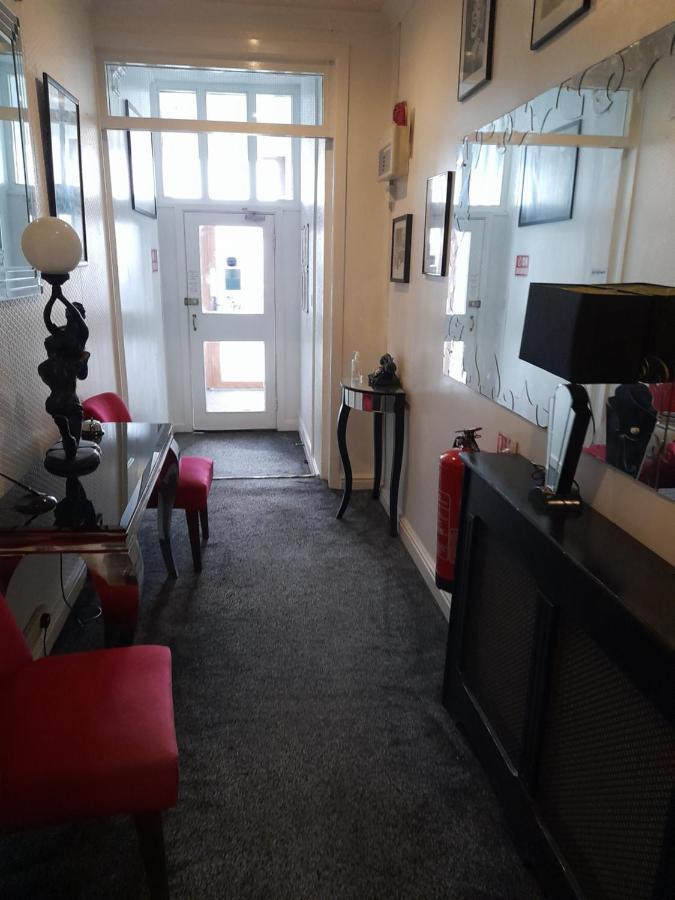 The Fame Couette-café Blackpool