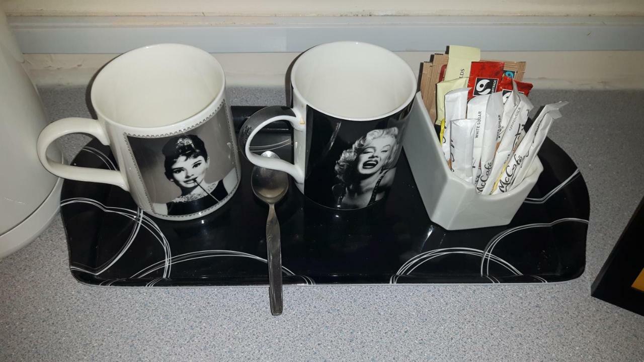 The Fame 3*